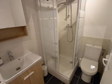 Wohngemeinschaft zur Miete in Montigny-Le-Bretonneux - Foto 9 : Badezimmer-9