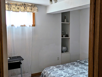 Chambre chez l'habitant à louer à La Prairie - photo 5 : chambre-5