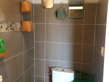 Chambre chez l'habitant à louer à Mirabel-Aux-Baronnies - photo 6 : salle de bain-6