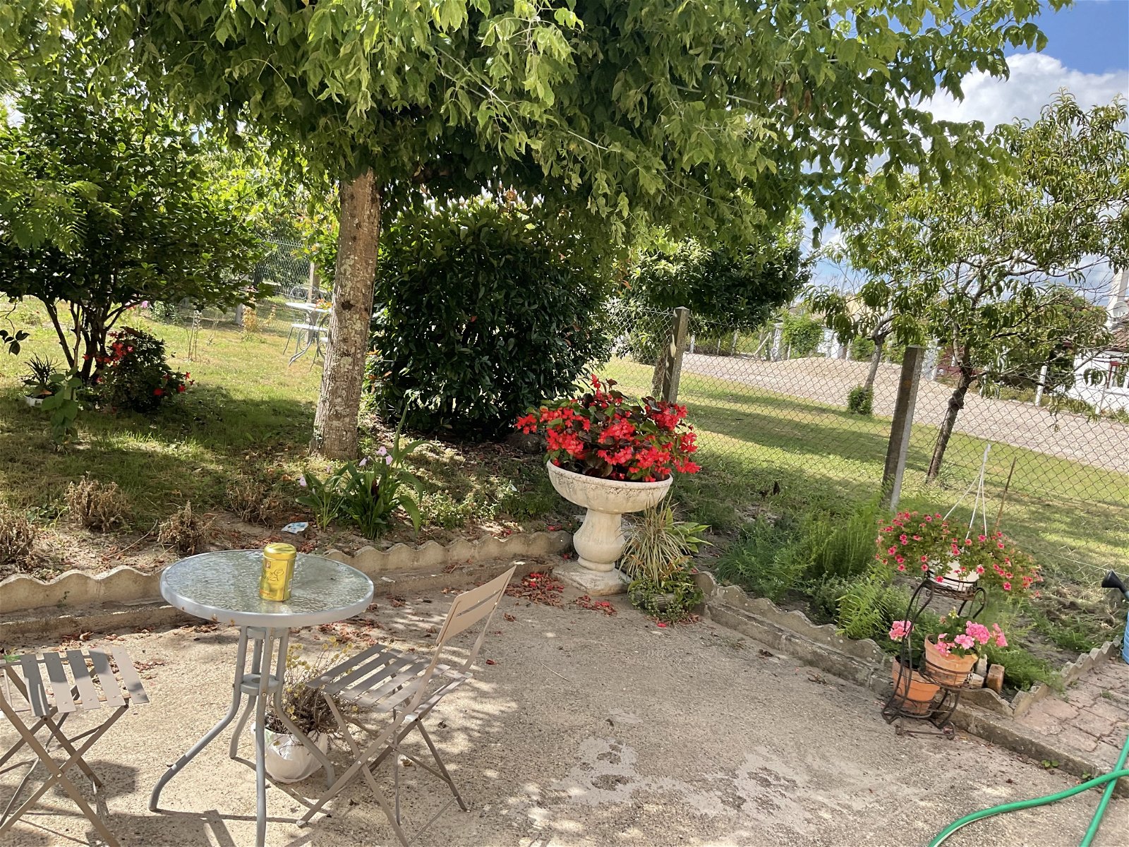 Homestay Langon 252044