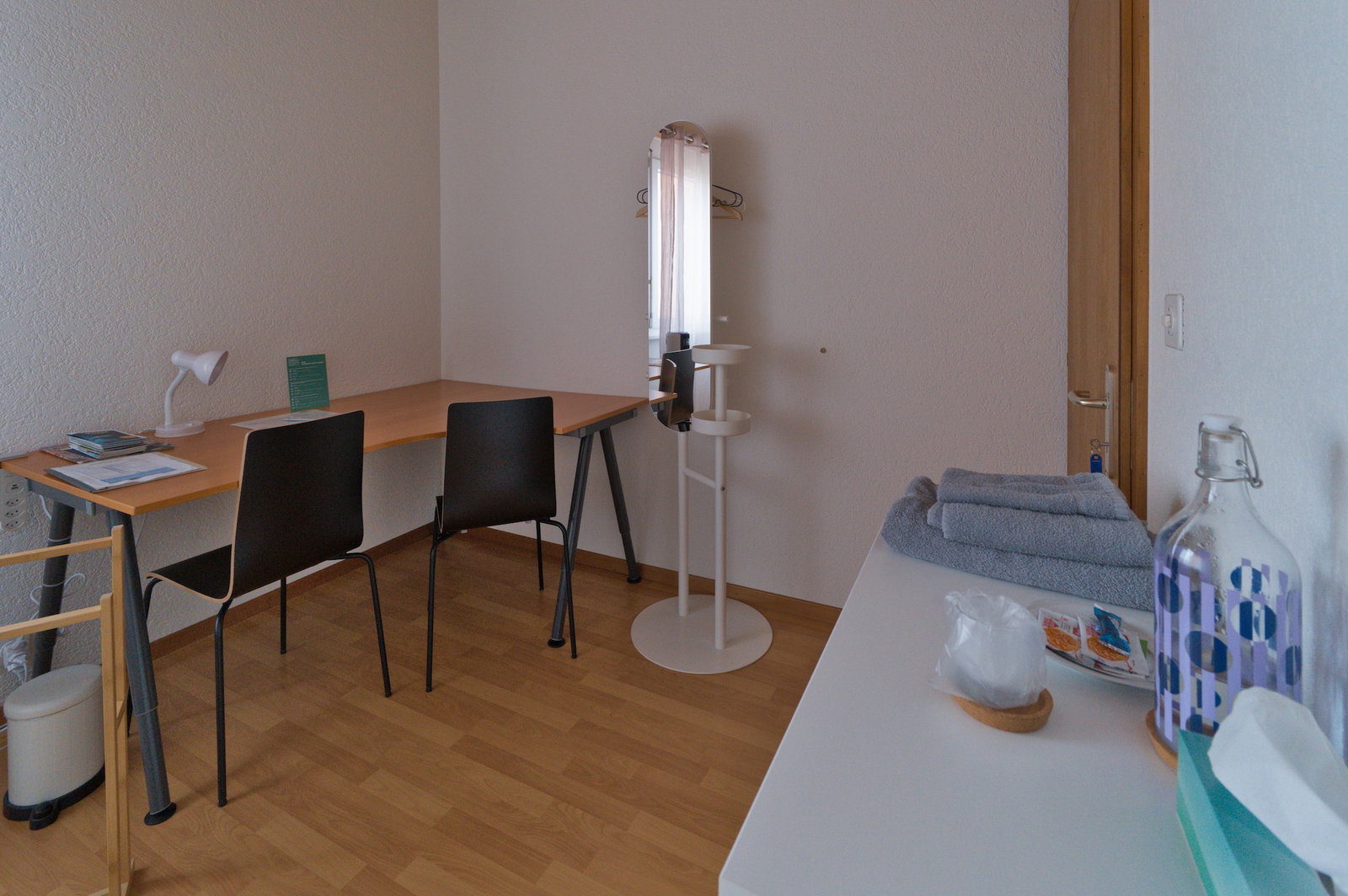 Chambre Chez L'habitant La Grande Béroche 675792