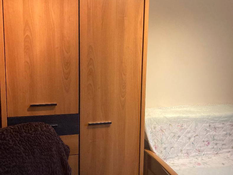 Homestay Nesles-la-Montagne 225854-3