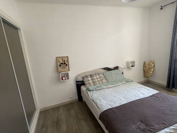 Colocation à louer à L'isle-Sur-La-Sorgue - photo 5 : chambre-5