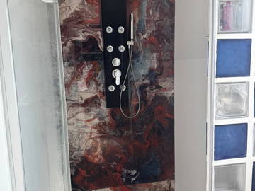 Chambre chez l'habitant à louer à Kopstal - photo 2 : salle de bain-2