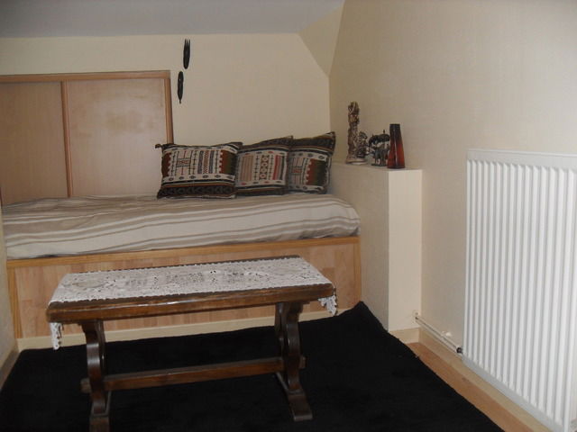 Chambre Chez L'habitant Saint-Genis-Laval 28047