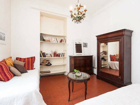 Gastgezin Nice 181852-1