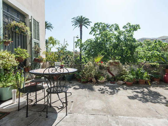 Gastgezin Nice 181852-4