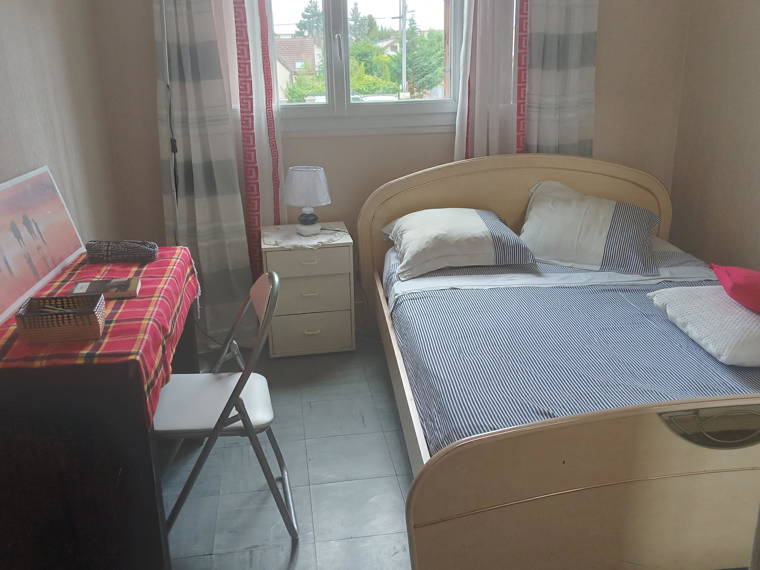 Homestay Eaubonne 400645