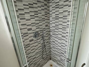 Chambre chez l'habitant à louer à Pessac - salle de bain-2
