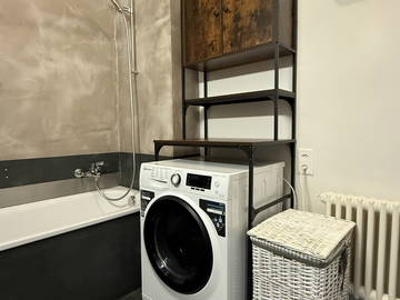 Chambre chez l'habitant à louer à La Chaux-De-Fonds - photo 11 : salle de bain-11