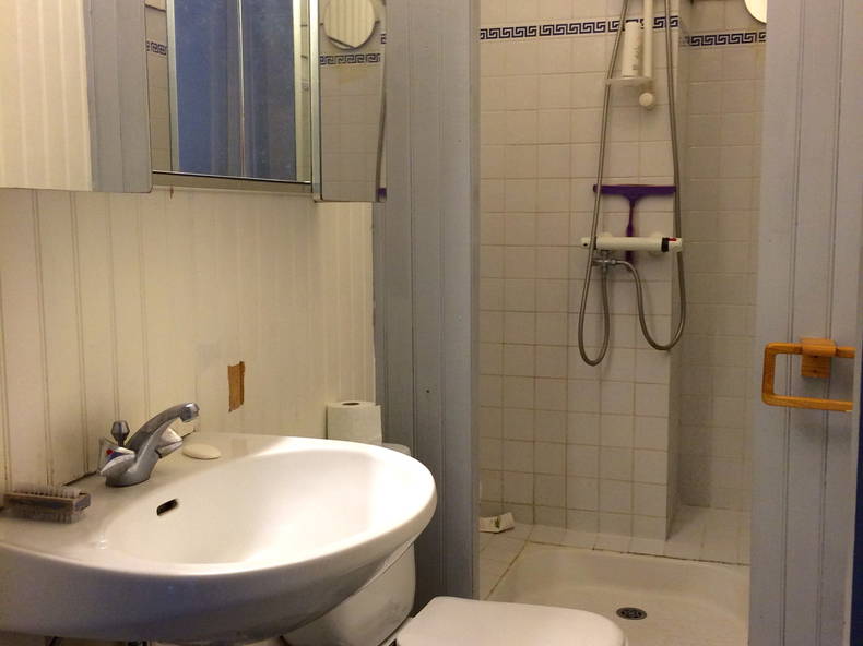 Homestay Vernouillet 136734-5