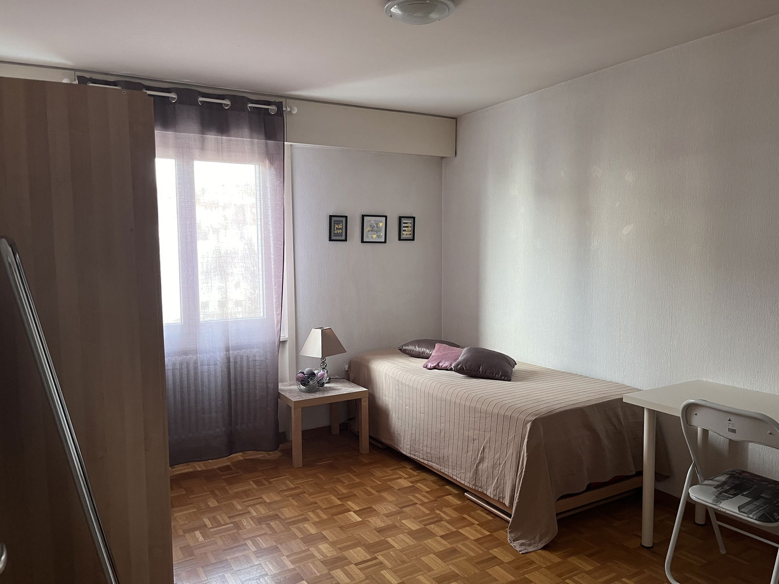 Kotimajoitus Lausanne 482180