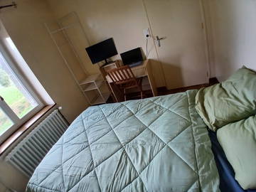 Anzeige: Chambre chez l’habitant lit double 120