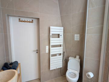 Chambre chez l'habitant à louer à Paris - salle de bain-7