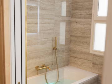 Chambre chez l'habitant à louer à Paris - salle de bain-15