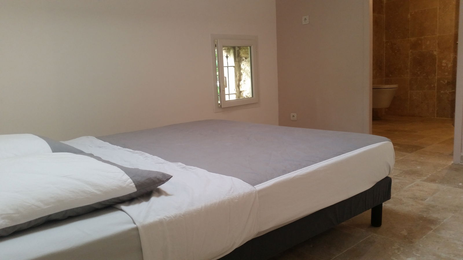Hemvistelse Camaret-sur-Aigues 136444