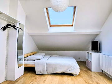 Shared housing for rent in Avon - photo 1 : Bedroom-1