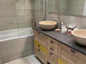 Camera presso l'ospite in affitto a Basse-Goulaine - foto 3 : Bagno-3