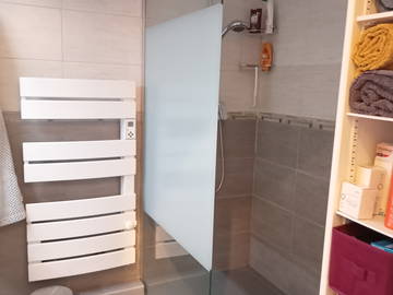 Chambre chez l'habitant à louer à Villeurbanne - photo 2 : salle de bain-2