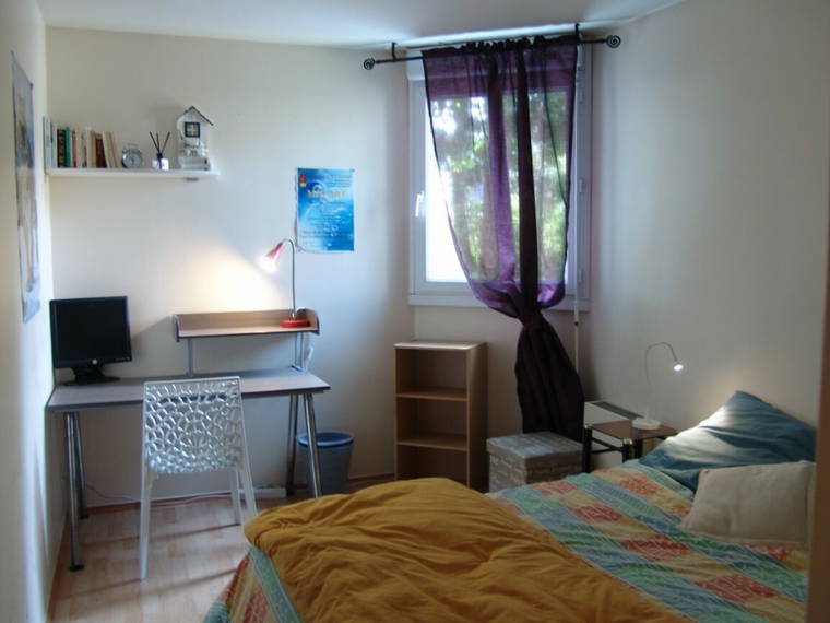 Homestay Saulx-les-Chartreux 205949