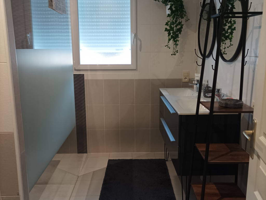 Famiglia Montaigu-Vendée 660825-1