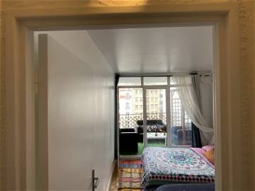 Roomlala | Chambre chez Rihani près de Tour Eiffel