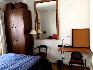 Roomlala | Chambre Claire Et Calme Sur Cour , 4è étage