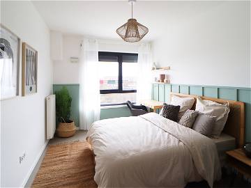 Roomlala | Chambre Cocooning De 13 M² En Coliving Rosa Park - PA67