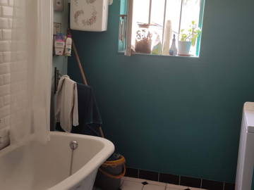Chambre chez l'habitant à louer à Marseille - photo 3 : salle de bain-3