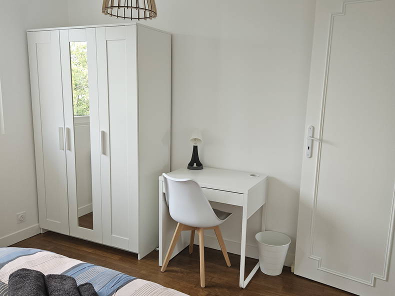 Kolokation Orsay 412247-3