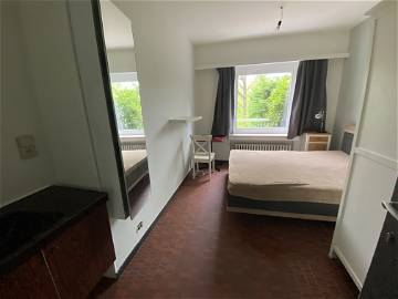 Colocation à louer à Waterloo - photo 7 : chambre-7