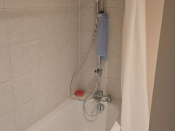 Chambre chez l'habitant à louer à Paris - photo 4 : salle de bain-4