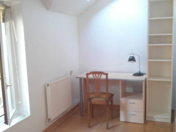 Room For Rent Viroflay 83378