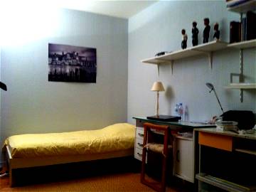 Roomlala | Chambre D'Étudiant À Louer Dans Un Appartement 