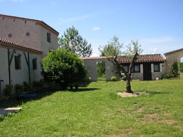 Quartos De Hóspedes Mauroux 11170