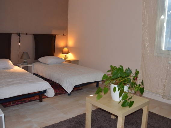 Gästrum Trèbes 16771-2