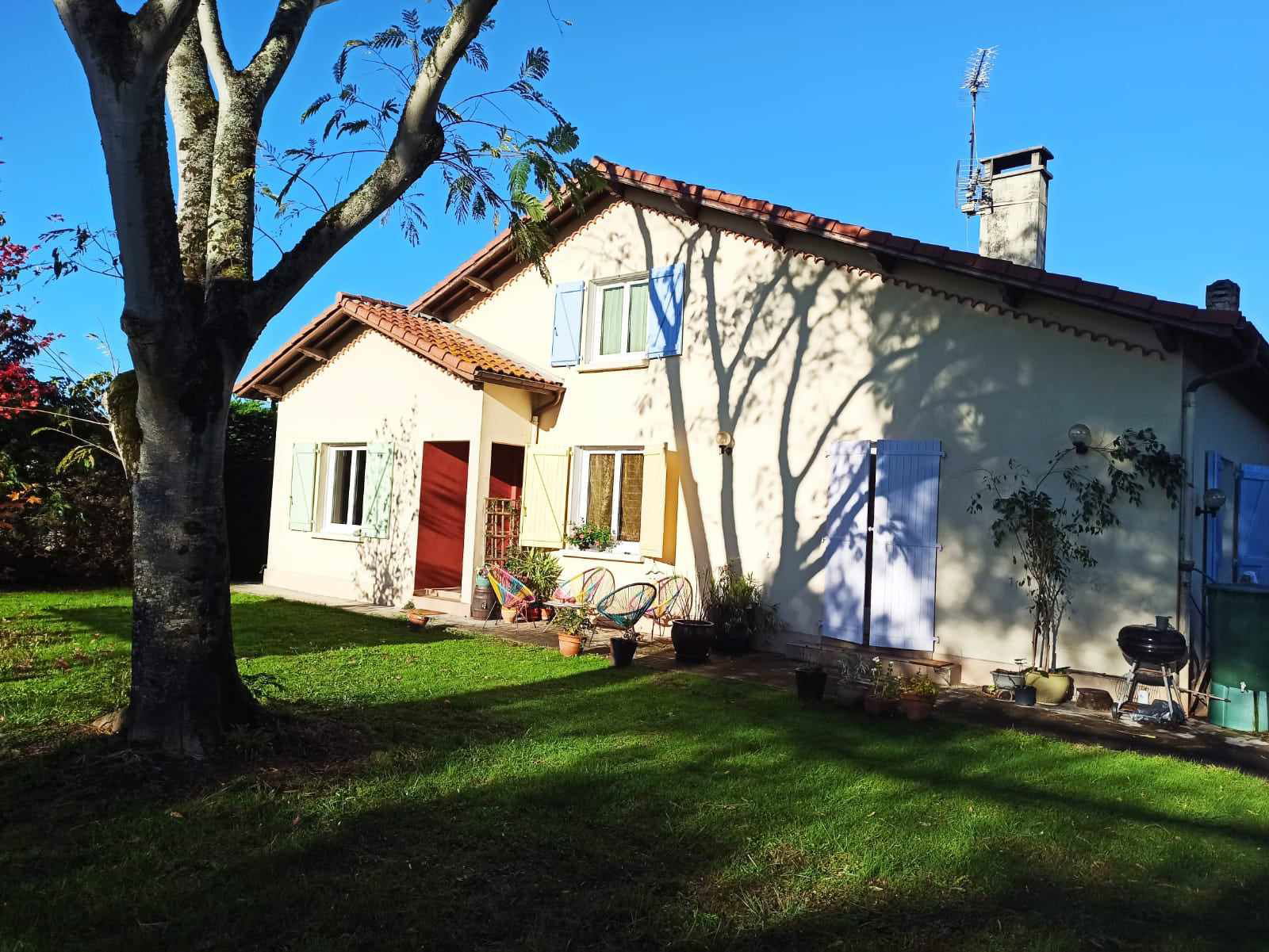 Järjestäminen Eugénie-les-Bains 40226