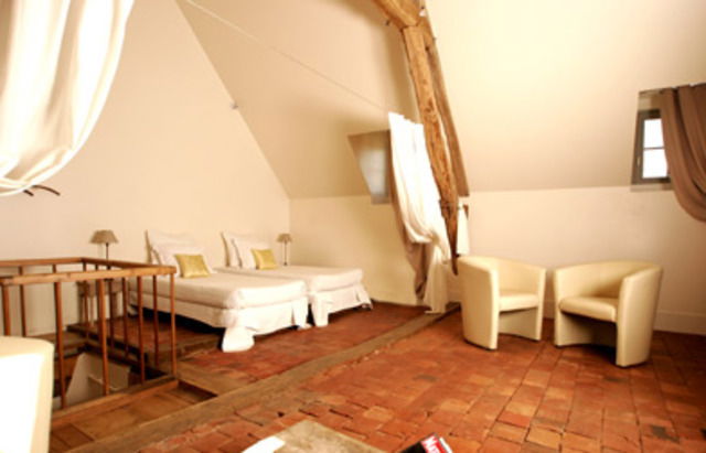 Gastenkamers Noyers-sur-serein 9002