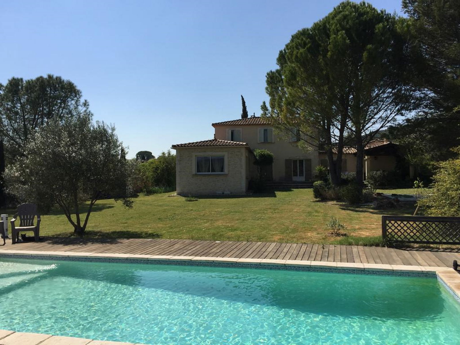 Gastgezin Cannes-et-Clairan 222741