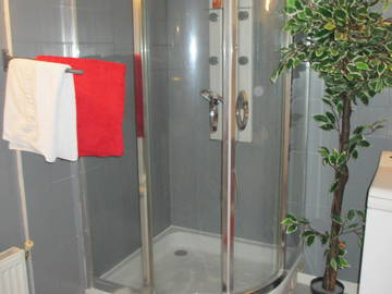 Chambre chez l'habitant à louer à La Chavanne - salle de bain-9