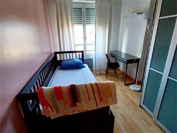 Roomlala | Chambre dans appartement 4 pièces en colocation