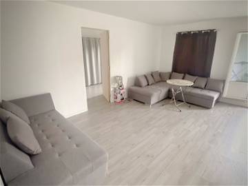 Chambre À Louer Villeneuve-La-Garenne 403638