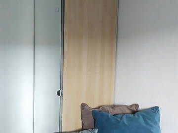 Piso compartido en renta en Saint-Louis - foto 2 : Habitación-2
