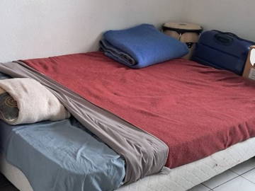 Piso compartido en renta en Saint-Louis - foto 6 : Habitación-6
