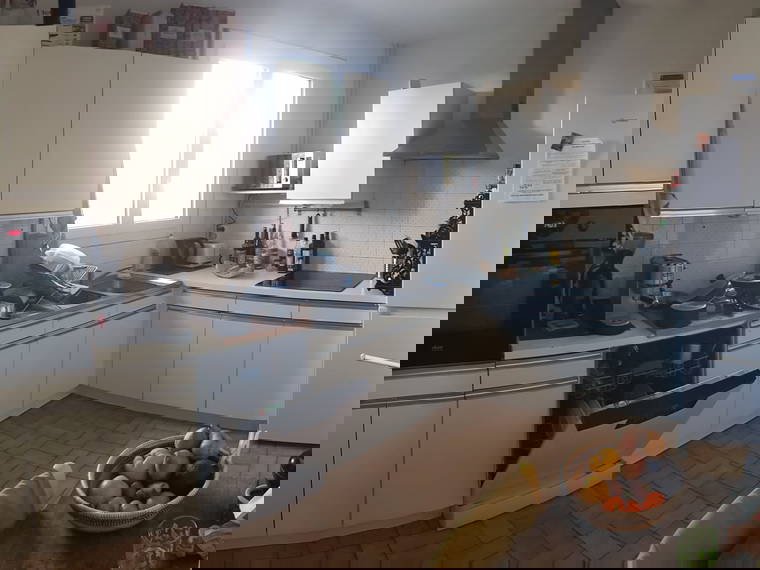 Colocatie Tours 641726