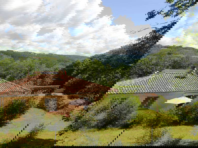 Gastgezin Saint-Amans-Soult 656096-1