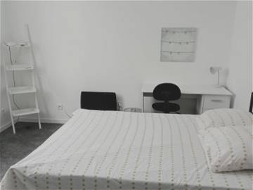 Roomlala | Chambre Dans Maison En Colocation