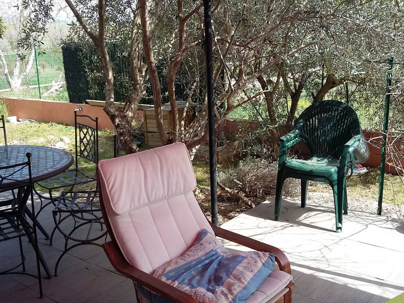 Chambre Chez L'habitant Saint-Estève-Janson 130744-4