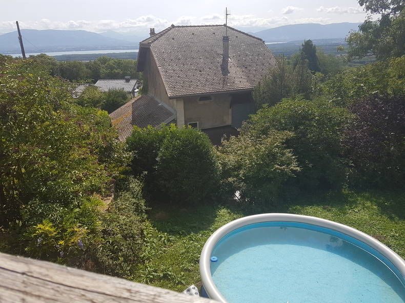 Kolokation Grilly 181439-3