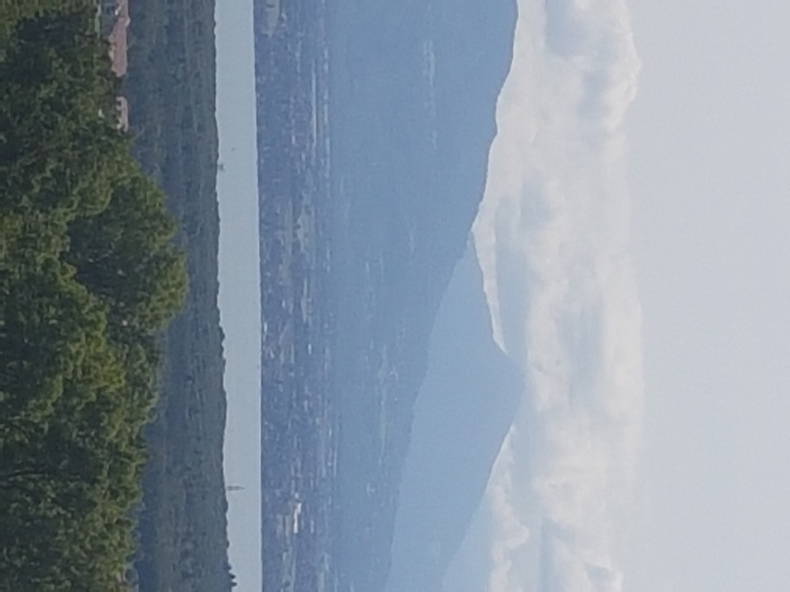 Kolokation Grilly 181439-4